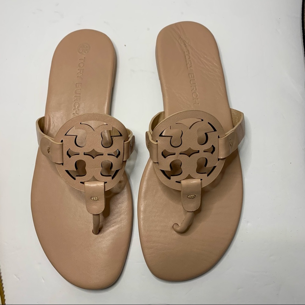 Authentic NWOB Tory Burch Miller Soft Sandal Leather Light Makeup Size 8 90582